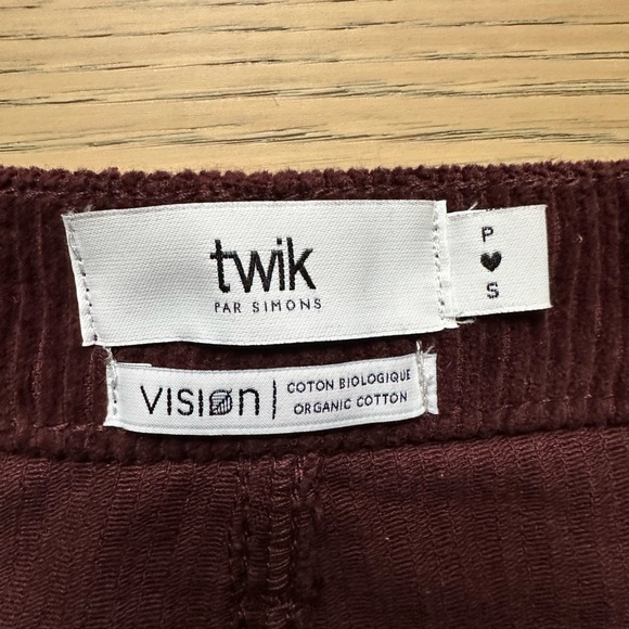 Twik Corduroy Mini Skirt in Burgundy Size Small - Picture 3 of 6